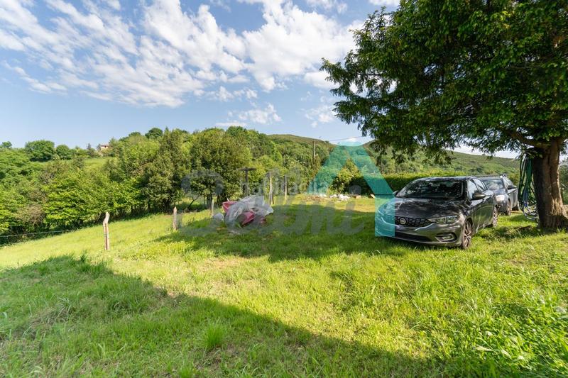 Foto e09ec8e7-c5b3-4660-adb2-ee27fdfd23c2. Casa en Viella-Granda-Meres Siero