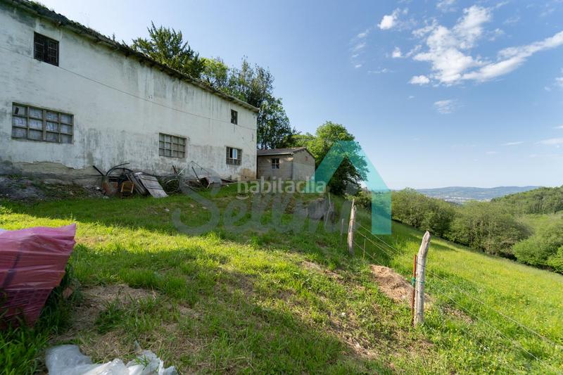 Foto f1c3f7db-750c-4a28-9115-1e2d487a2475. Casa en Viella-Granda-Meres Siero