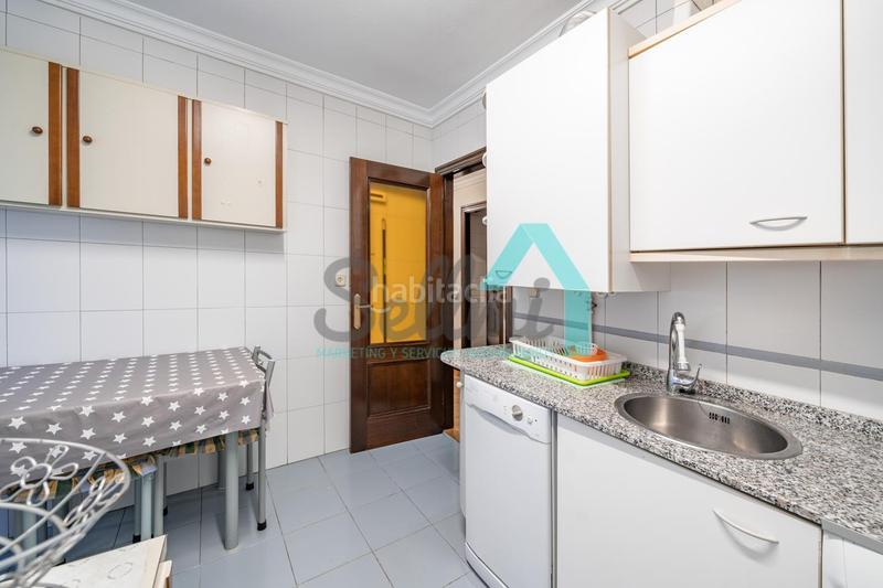 Foto 11847a5a-51bb-4dfb-8ead-d3e16a8f835c. Appartement avec chauffage dans La Arena Gijón