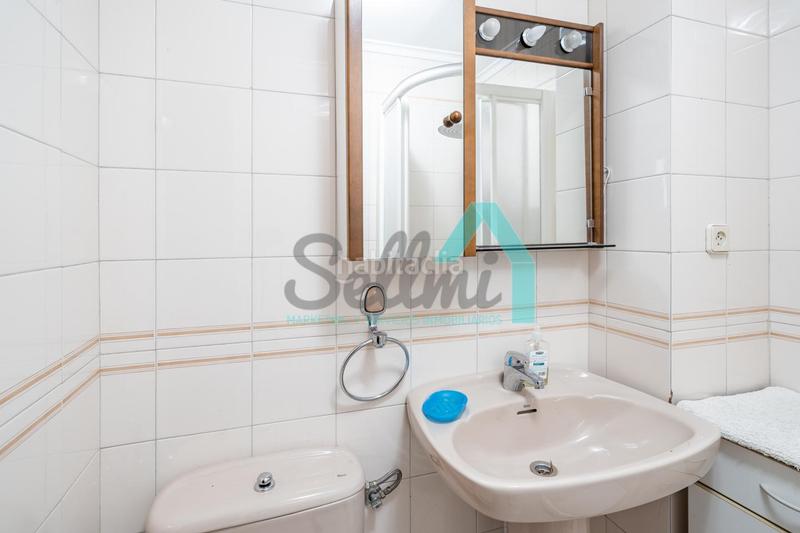 Foto 2f31ce51-6ed1-4ffc-824c-404e0d8a12f2. Flat with heating in La Arena Gijón