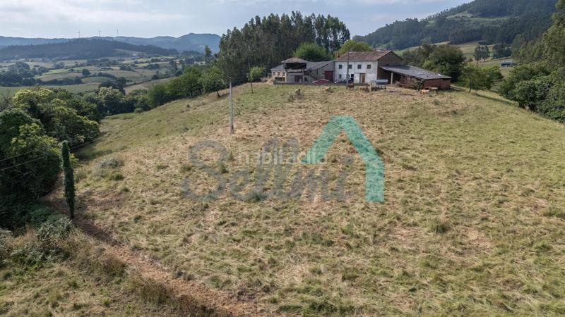 Foto a3682e06-91fc-4e5c-800b-c5e033b68e5a. Casa in Llanera