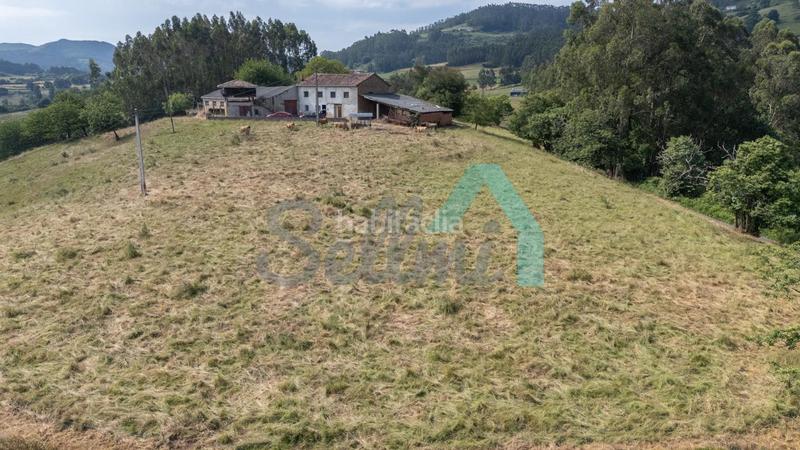 Foto c4756b8f-6529-4a13-8092-4dbd85d35387. Casa in Llanera