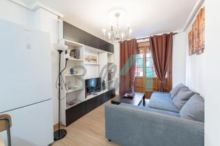 Miete Etagenwohnung  Capua