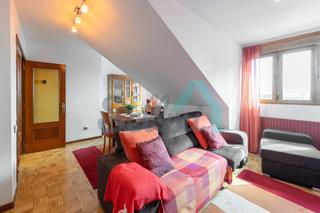 Etagenwohnung  Carlos marx