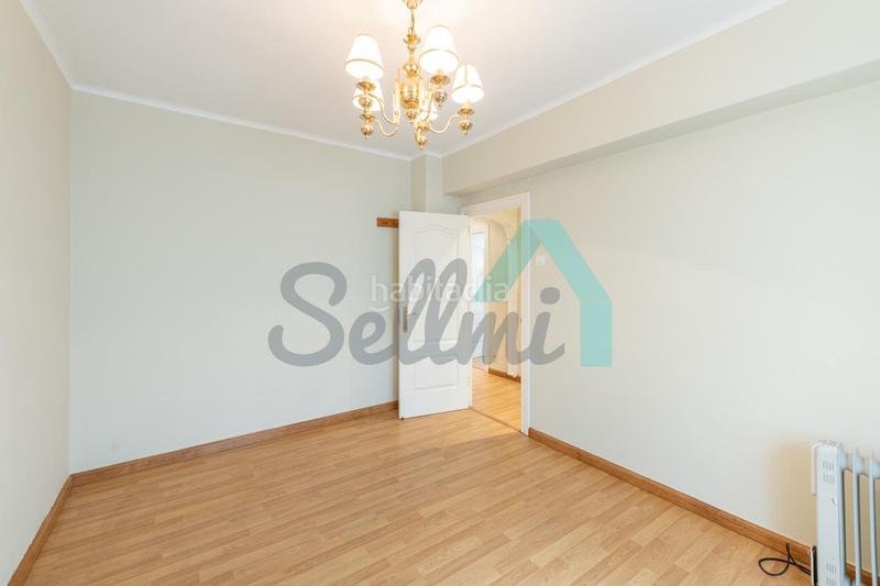 Foto 0237adee-e1c4-4a1c-bfc4-b999f3774e13. Appartement avec chauffage dans Centro Gijón