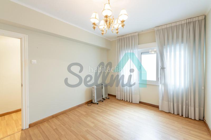 Foto ad4aa23c-8abb-4af9-b28f-3922860d9171. Appartement avec chauffage dans Centro Gijón