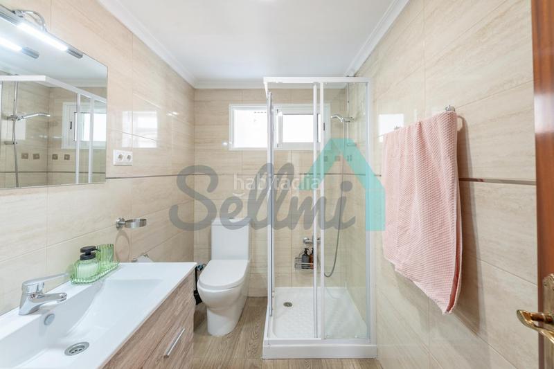 Foto 2c9cc732-f5df-48d8-bee7-3f57a48840d4. Rent flat with heating in Ciudad Naranco - Prados de La Fuente Oviedo