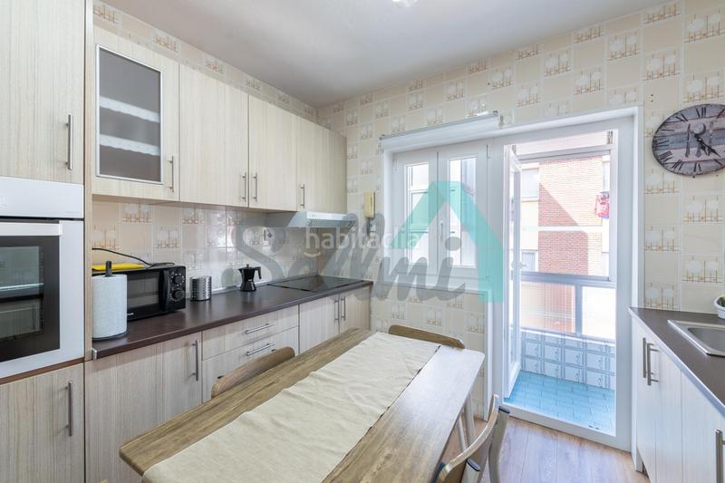 Foto c27078fe-7fd9-4534-bd8c-fb2e5f53974f. Rent flat with heating in Ciudad Naranco - Prados de La Fuente Oviedo