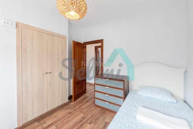 Foto fc675eab-8a0e-4c8b-a547-2dc683da6cd6. Rent flat with heating in Ciudad Naranco - Prados de La Fuente Oviedo