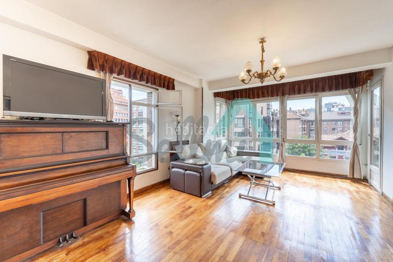 Foto 70e622fa-54cf-4b1e-a98a-4c11e935abc8. Appartement avec chauffage dans Masip Oviedo