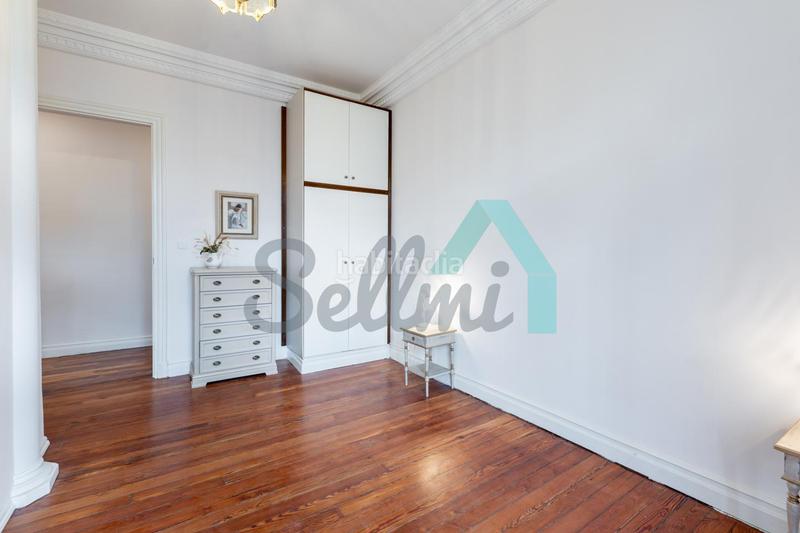 Foto 64d88754-ae16-46fe-845e-4479f5cf2d3e. Rent flat with heating in Centro Gijón