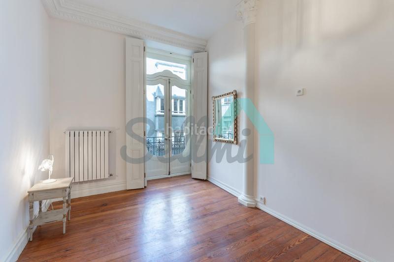 Foto a9043a60-6d5b-47f0-8d5b-a62bd0a23fd9. Rent flat with heating in Centro Gijón