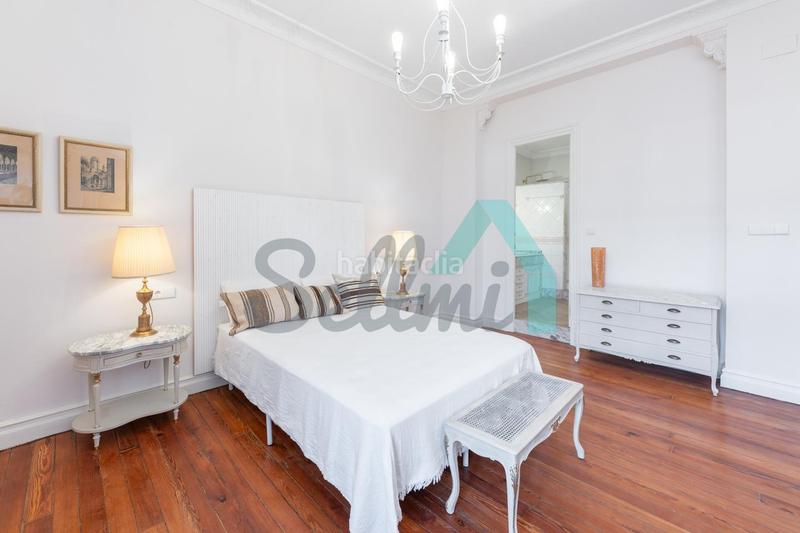 Foto c2d7d049-902f-47da-80b5-49976fea3b0a. Rent flat with heating in Centro Gijón