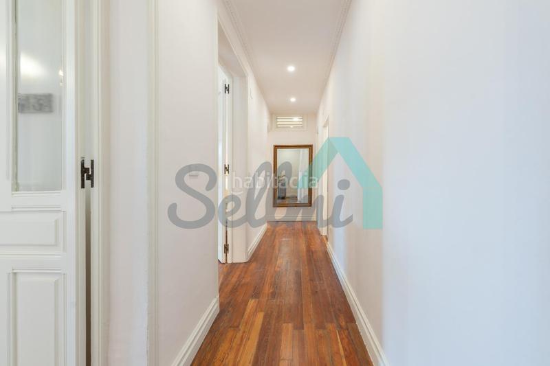 Foto da0724f4-a961-45b8-adc5-76ca49f5e641. Rent flat with heating in Centro Gijón