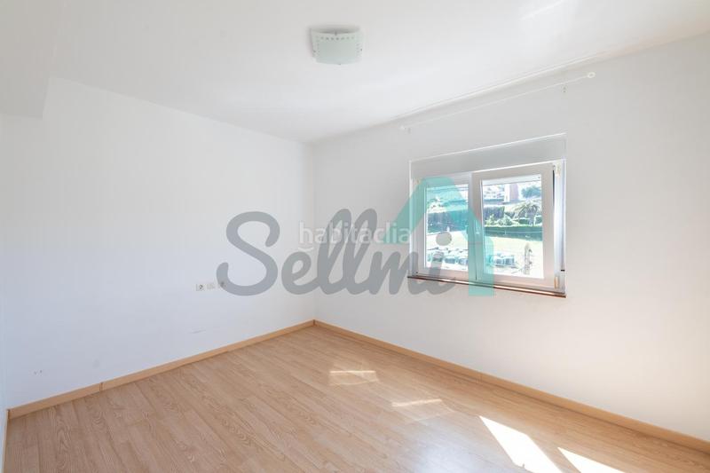 Foto 42cb9c44-91c6-4479-b031-1c5472b9fbb7. Piso en Verdicio-Bañugues-Cabo Peña Gozón