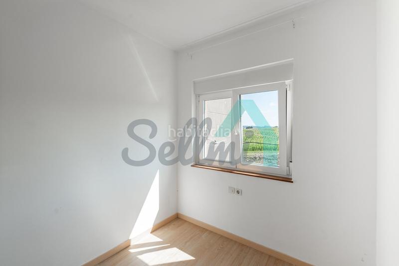 Foto 49d8ad7e-8f0f-4e9e-9513-2a8355a294e7. Piso en Verdicio-Bañugues-Cabo Peña Gozón