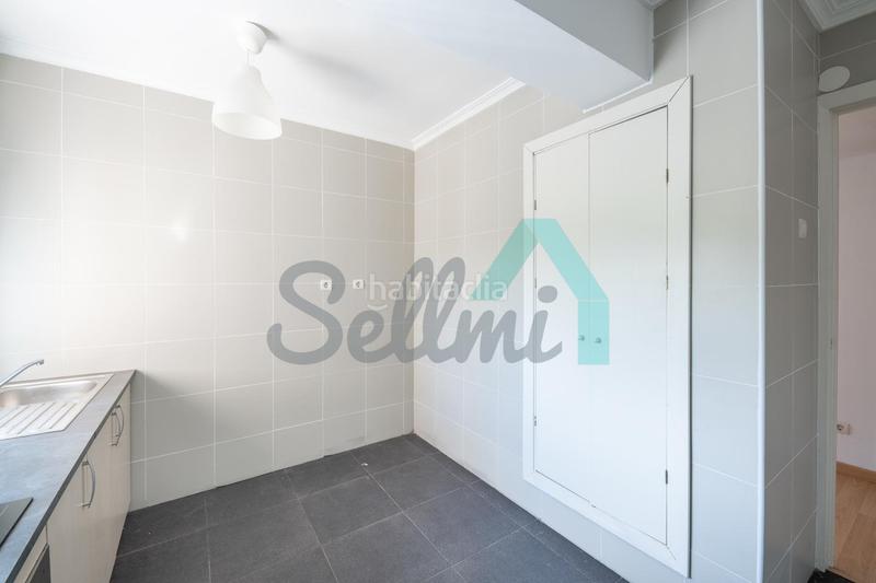 Foto 4e8f593d-1295-498f-b013-fee433223895. Piso en Verdicio-Bañugues-Cabo Peña Gozón