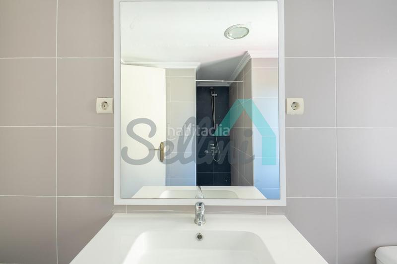 Foto 5aa8d6dd-6ecd-4a72-8c26-2f7b84605a1f. Piso en Verdicio-Bañugues-Cabo Peña Gozón