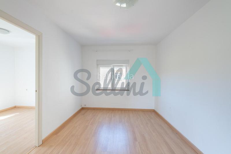 Foto 60904bcd-85c6-4a31-8089-f0362a670fbe. Piso en Verdicio-Bañugues-Cabo Peña Gozón