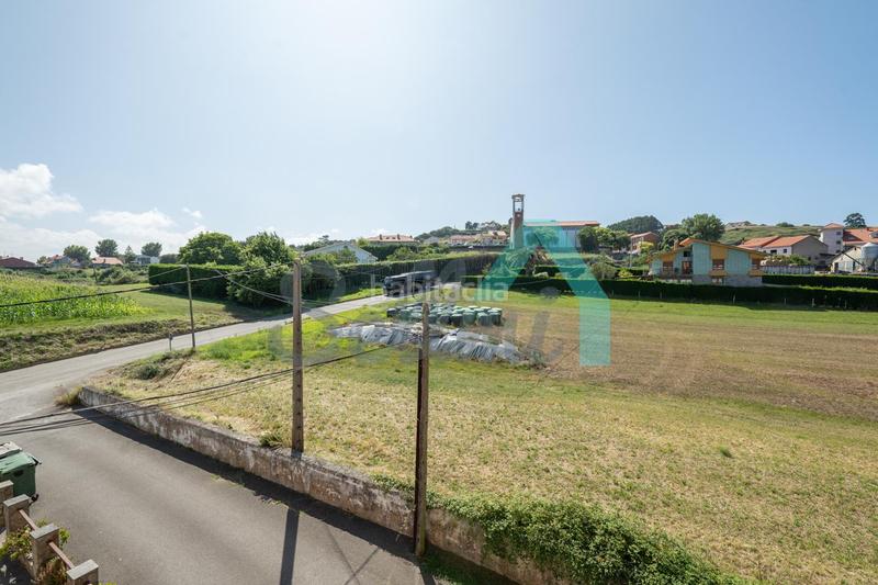 Foto c4fcb2b7-7c82-4753-96e2-ea0f7c1f8a00. Piso en Verdicio-Bañugues-Cabo Peña Gozón