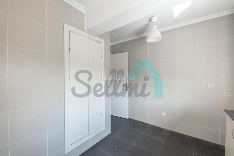 Foto db6c70b9-70e0-4070-84ea-7b3ac830e2ae. Piso en Verdicio-Bañugues-Cabo Peña Gozón