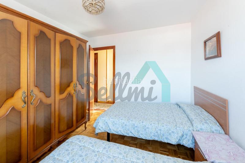 Foto 02756666-65f0-4abe-842c-1e4fdd5b5290. Appartamento con riscaldamento parcheggio in Vallobín Oviedo