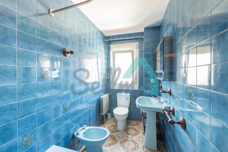 Foto 32285941-61e4-4bfc-8813-3af9bcfc1623. Appartamento con riscaldamento parcheggio in Vallobín Oviedo