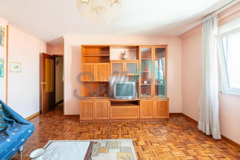 Foto 76747866-92b2-4531-8965-812046715540. Appartamento con riscaldamento parcheggio in Vallobín Oviedo
