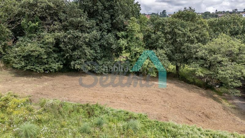 Foto 27cdcbe8-cec8-470b-973b-4c912ab34456. Terreny residencial a Parroquias Sur - La Manjoya Oviedo