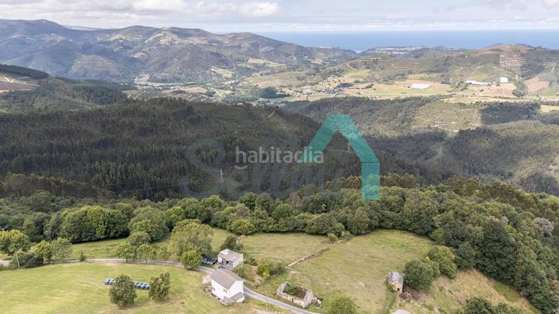 Foto 086000c9-af12-4349-9553-54271d27bd59. Casa amb calefacció aparcament a Valdés