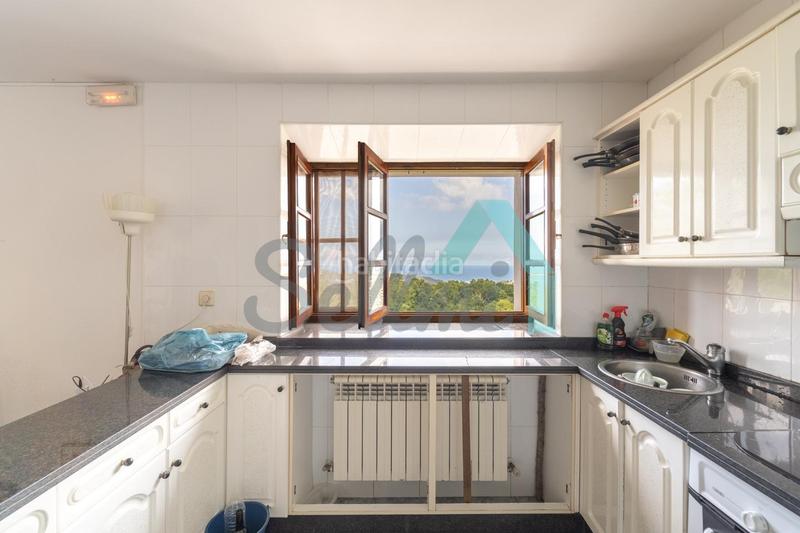 Foto 54c03f85-104a-4956-8708-93e1510023aa. Casa amb calefacció aparcament a Valdés