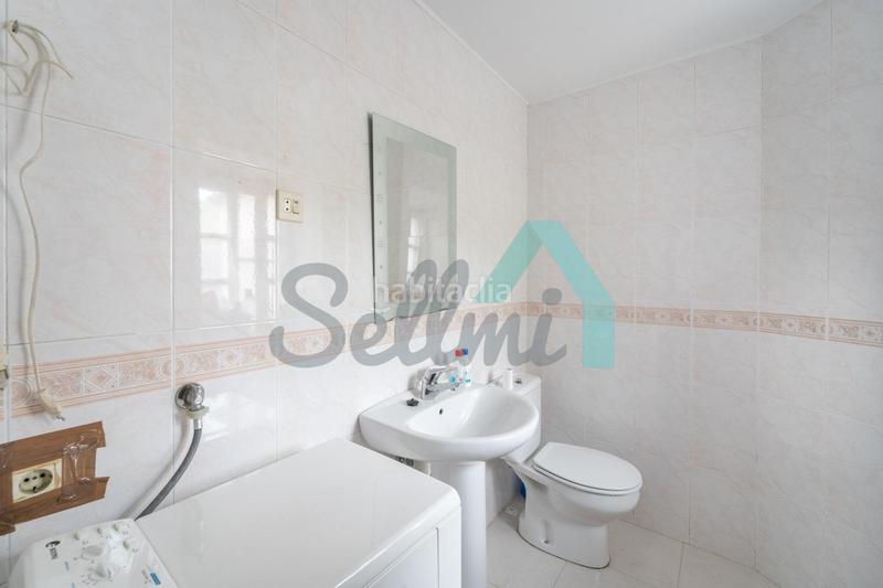 Foto a27b9f13-b863-4891-a801-d9c31119d7ae. Casa amb calefacció aparcament a Valdés