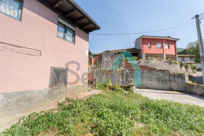 Foto 14270019-7772-474c-a335-c722a6208aac. Haus mit heizung in Parres