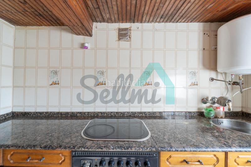 Foto 4e0d86e8-070f-4868-9887-68247c7cf76f. Haus mit heizung in Parres