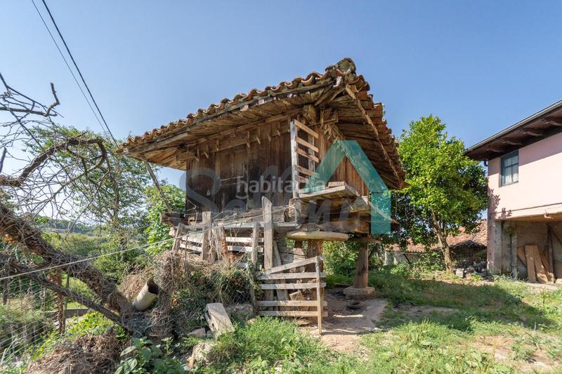 Foto 5158a6ac-a5fc-490a-92e7-a6b41c94d721. Haus mit heizung in Parres