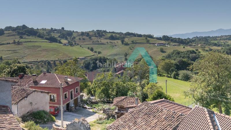 Foto 5b094891-6421-4e60-bffb-e1cee147fc81. Haus mit heizung in Parres