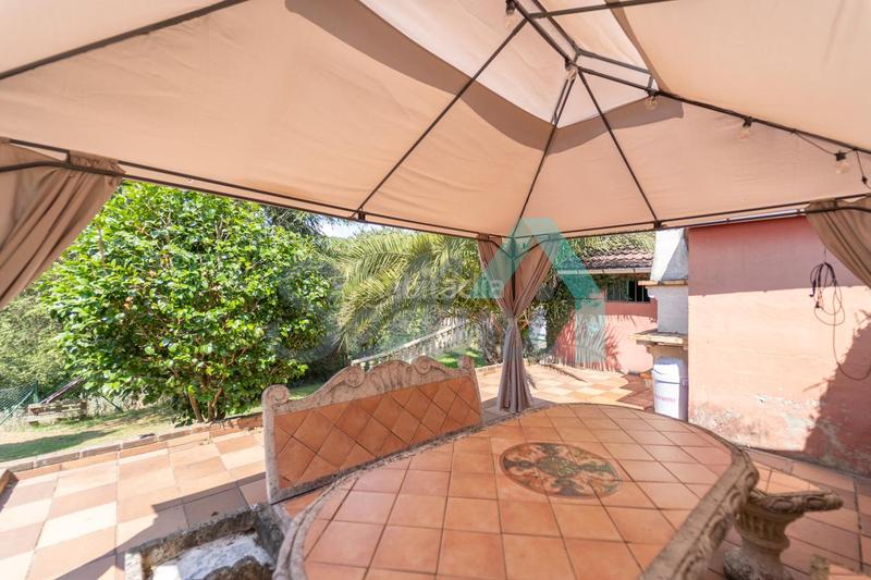 Foto 14dd9e60-b72e-4cc7-a5b6-0390a8ee72f1. Casa con riscaldamento parcheggio in Carbayin-Lieres-Valdesoto Siero