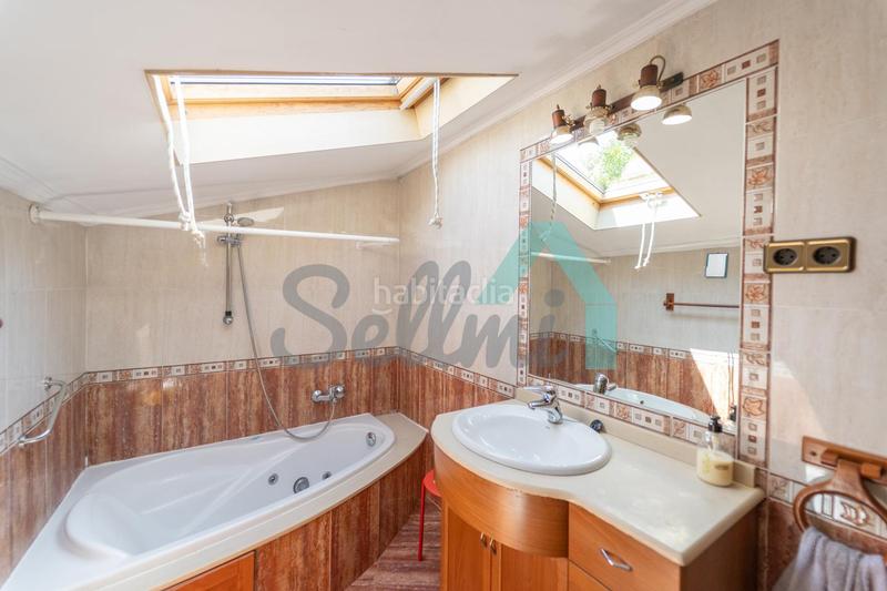 Foto 57ff6981-b3ae-4b83-ae2c-d36ef67f6f4a. Casa con riscaldamento parcheggio in Carbayin-Lieres-Valdesoto Siero