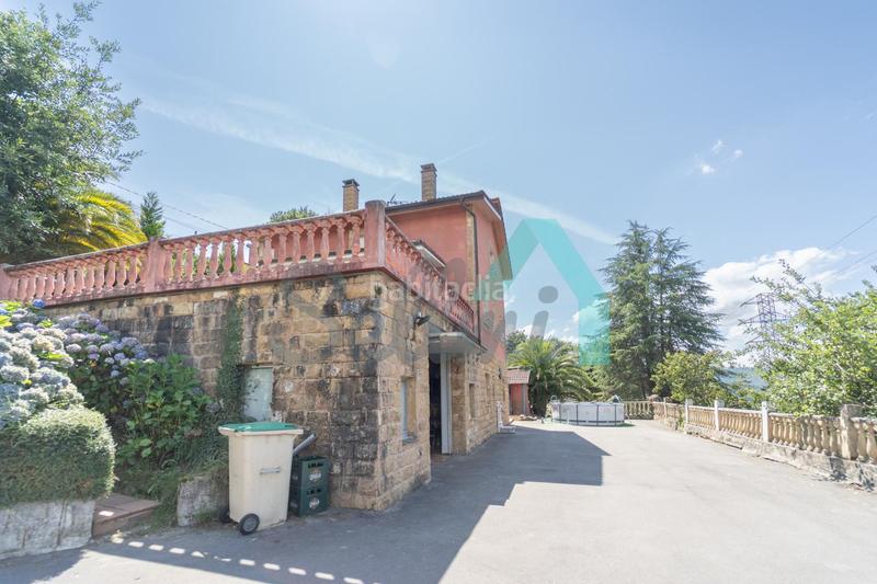 Foto 97b1e191-84c5-4fbc-8340-8c877718b401. Casa con riscaldamento parcheggio in Carbayin-Lieres-Valdesoto Siero