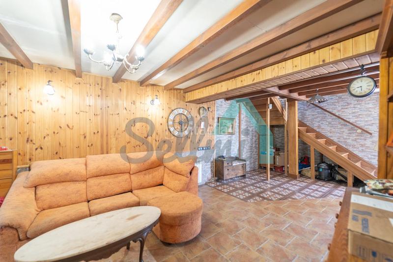 Foto d4ef8bf2-e347-4bdb-99ae-1e7fd631f0c6. Casa con riscaldamento parcheggio in Carbayin-Lieres-Valdesoto Siero