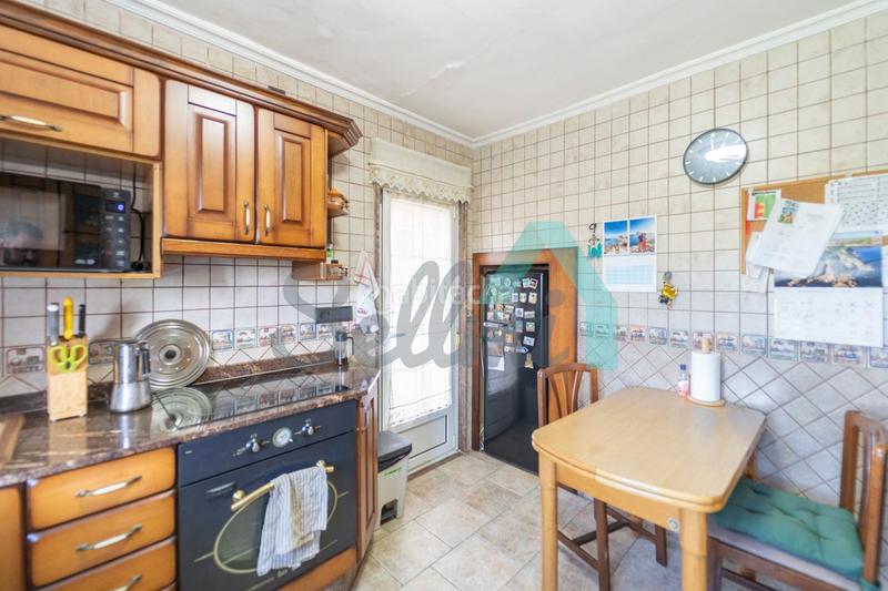 Foto 105fd258-04b8-40a5-b1fc-2b39cdb2dcc1. Maison avec chauffage parking dans Carbayin-Lieres-Valdesoto Siero