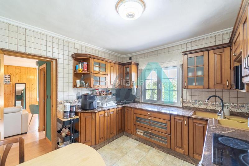 Foto bdd5b030-35af-4549-901a-a3d678a8f253. Maison avec chauffage parking dans Carbayin-Lieres-Valdesoto Siero