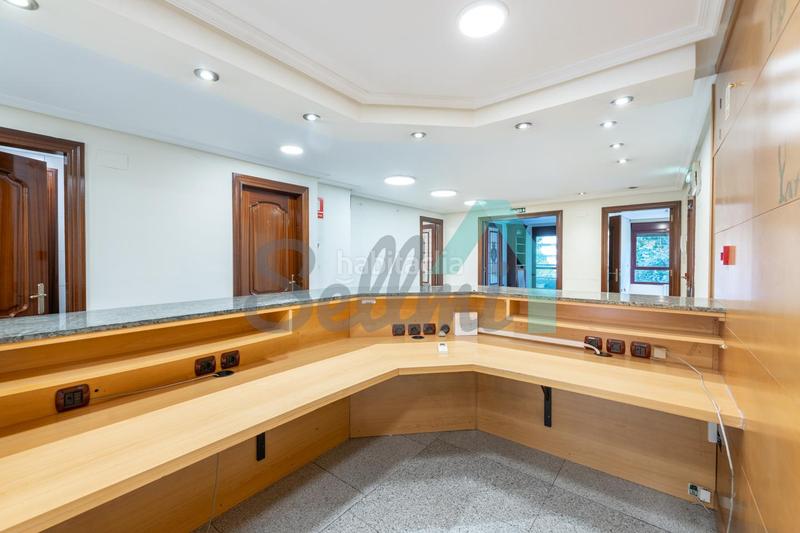 Foto 0027c7da-744e-4f32-baf2-df0f7b6c4282. Location bureau avec chauffage dans Plaza de América Oviedo