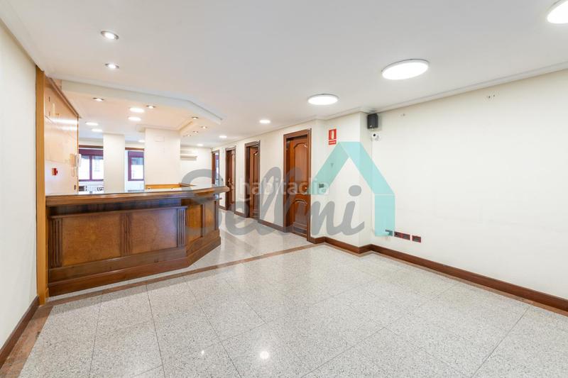 Foto b6729b47-ea4d-40a5-ab98-c9057f76d5a1. Location bureau avec chauffage dans Plaza de América Oviedo