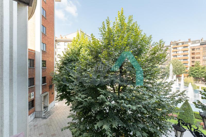 Foto 0c61187d-8ad4-46e1-af93-97c6f306ae98. Rent office space with heating in Plaza de América Oviedo