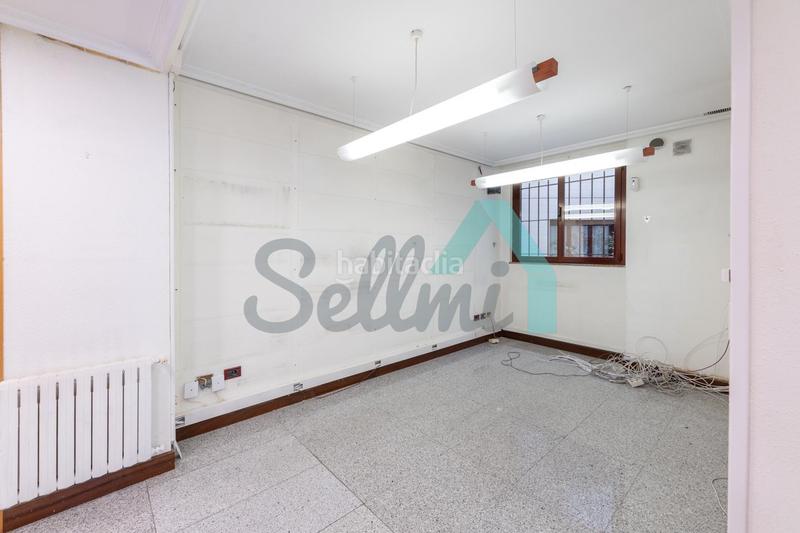 Foto 7c9798f7-fef1-4597-868d-50751808b2d1. Rent office space with heating in Plaza de América Oviedo