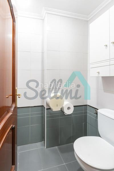 Foto 7a7bb579-88f2-4121-9d9d-8fb7834c2f29. Affitto ufficio con riscaldamento in Plaza de América Oviedo