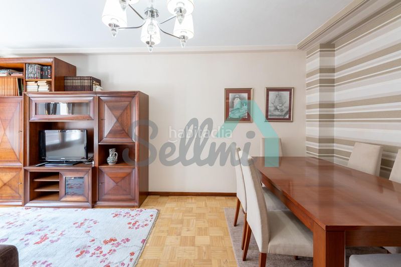 Foto 46a9f1b9-681a-4ffe-9f01-3ed5ca85ed1c. Rent flat with heating in Centro Avilés