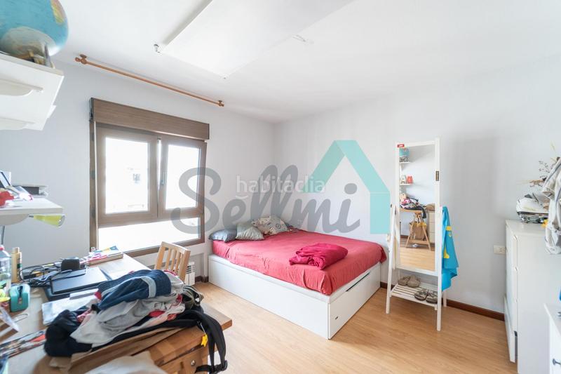 Foto b96d4f46-d0ef-4243-9436-dd219fb8f890. Etagenwohnung mit heizung parking in Laviada Gijón