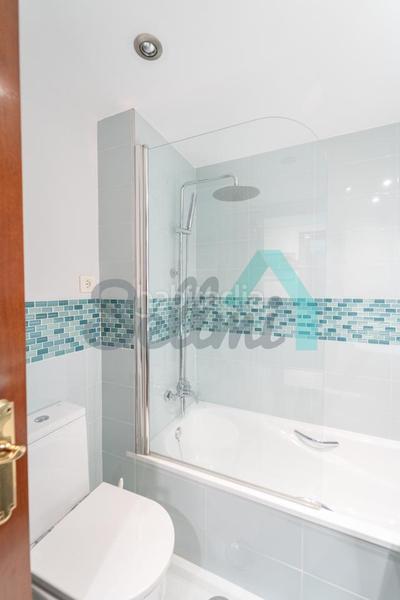 Foto cb532c6b-17a9-48cf-bfb6-6fd0c057a07f. Etagenwohnung mit heizung parking in Laviada Gijón